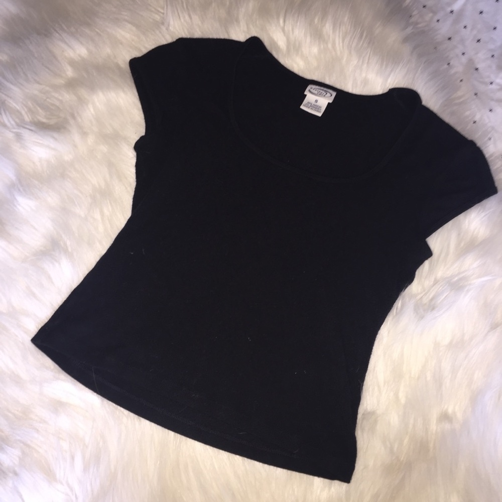 Black Scoop Neck Crop Top